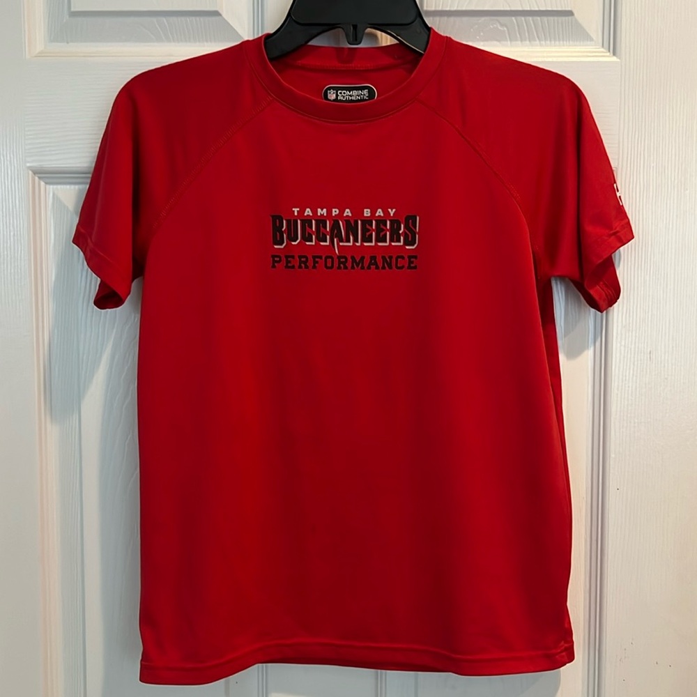 Under Armour Combine Authentic Red Tampa Bay Buccaneers  Shirt Youth Medium